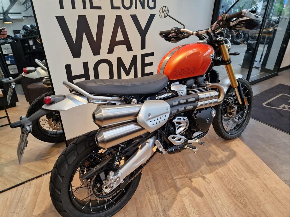 TRIUMPH SCRAMBLER 1200 XE 02/25 600KMS