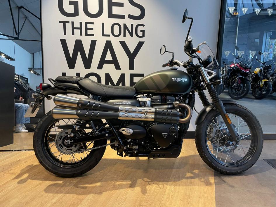 TRIUMPH STREET SCRAMBLER 900 1ERE MAIN 9100KMS SEPTEMBRE 2022 BRIDABLE A2