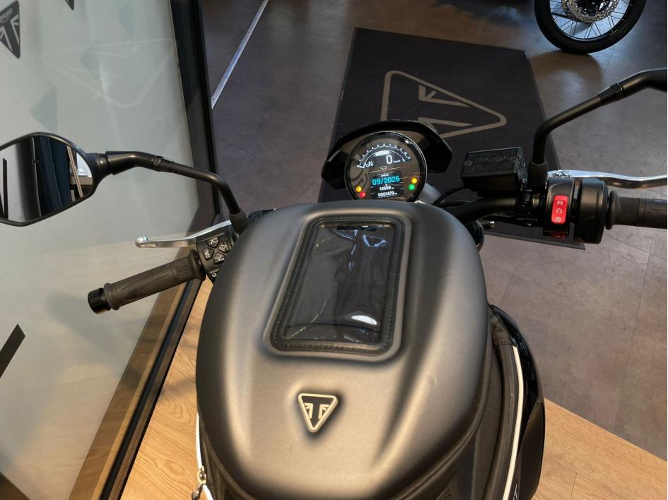 TRIUMPH TRIDENT 660 - BRIDABLE A2 - 1 500 KMS - AOUT 2021- 1 ERE MAIN