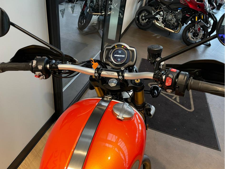 TRIUMPH SCRAMBLER 1200 XE GOLD LINE - 2800 KMS - MAI 2022