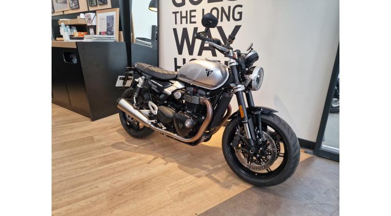 TRIUMPH SPEED TWIN 1200