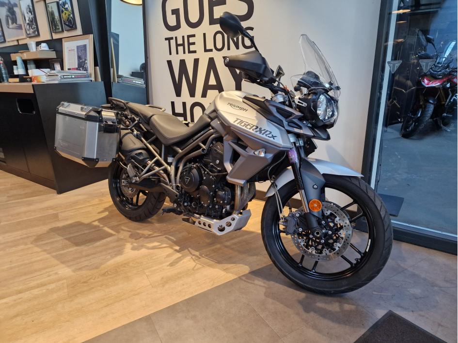 TRIUMPH TIGER 800 XRX LOW 02/2017 1ERE MAIN 5300KMS BRIDABLE A2