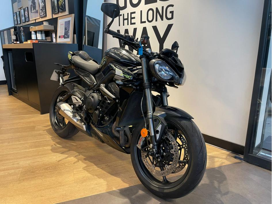 TRIUMPH STREET TRIPLE 765 RS - 3500 KMS - AVRIL 2025
