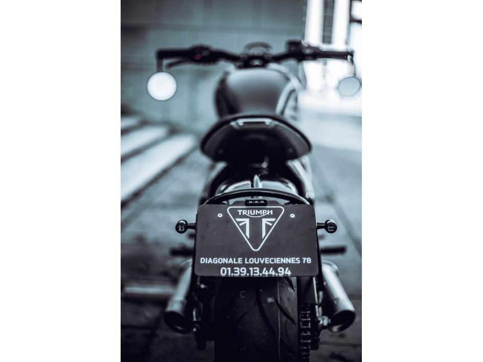 BOBBER BLACK