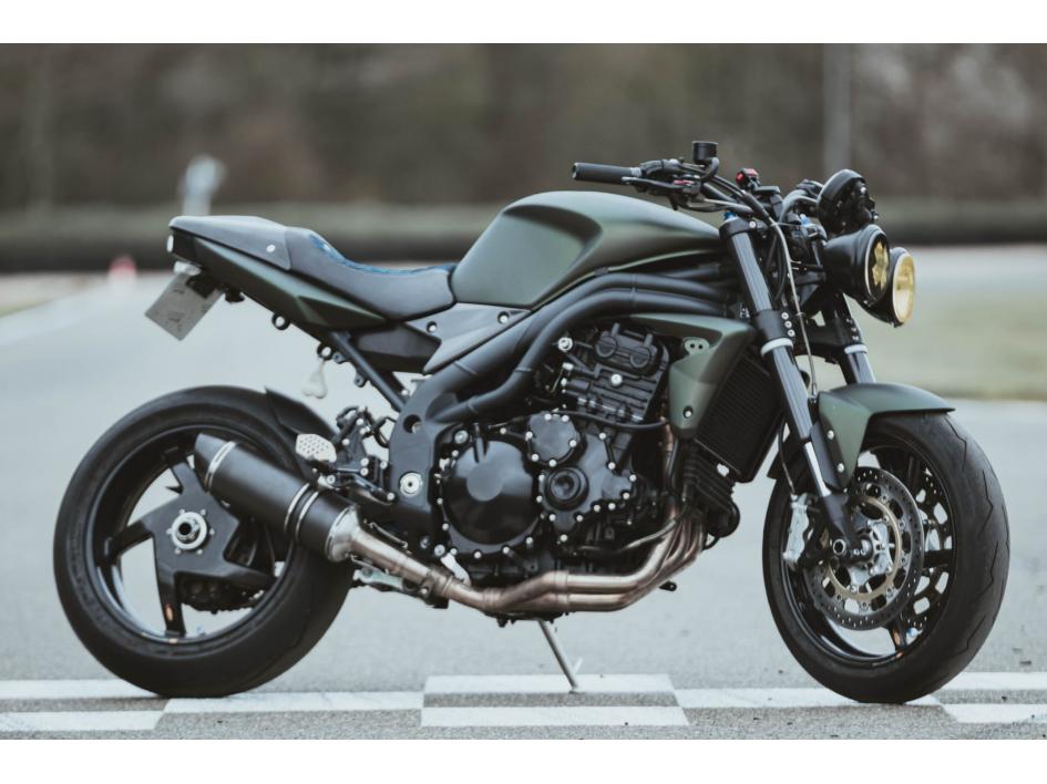 Speed Triple Matt Khaki Green