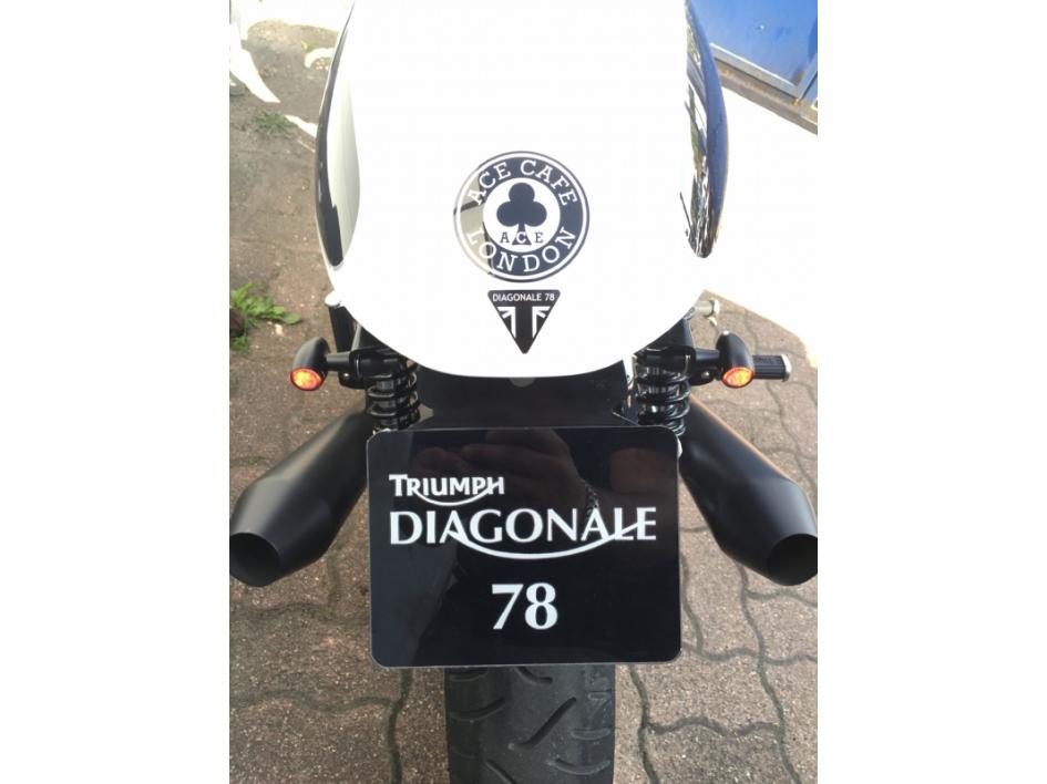 THRUXTON ACE CAFE