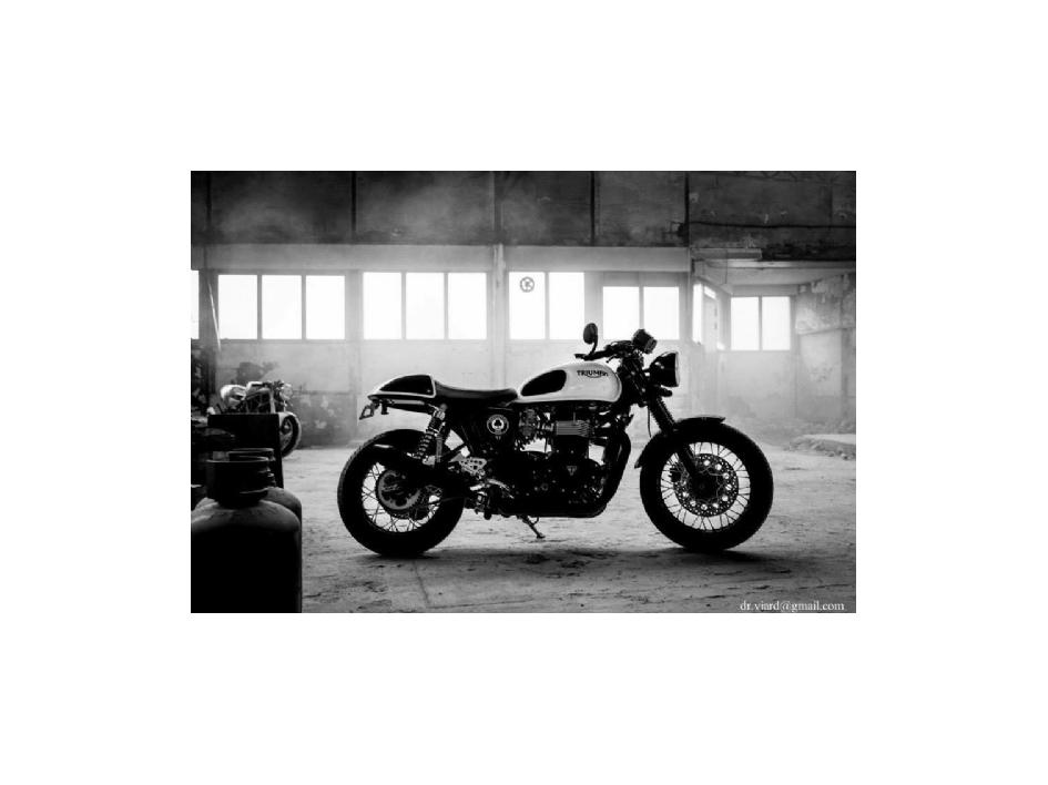 THRUXTON ACE CAFE