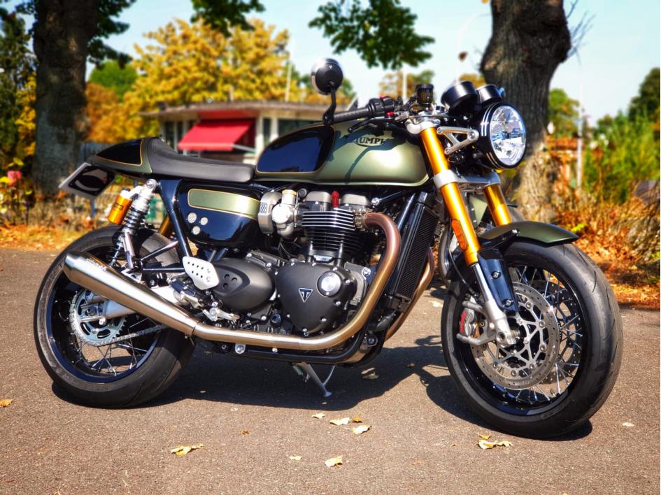 Thruxton RS Matt Khaki Green