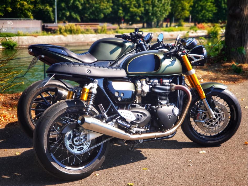 Thruxton RS Matt Khaki Green